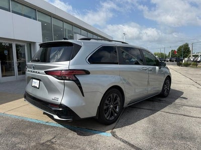 2024 Toyota Sienna XSE 7 Passenger