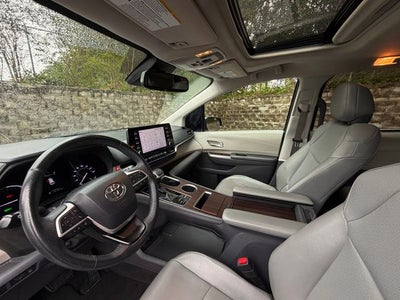 2022 Toyota Sienna XLE 7 Passenger