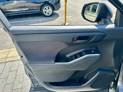 2021 Toyota Highlander LE
