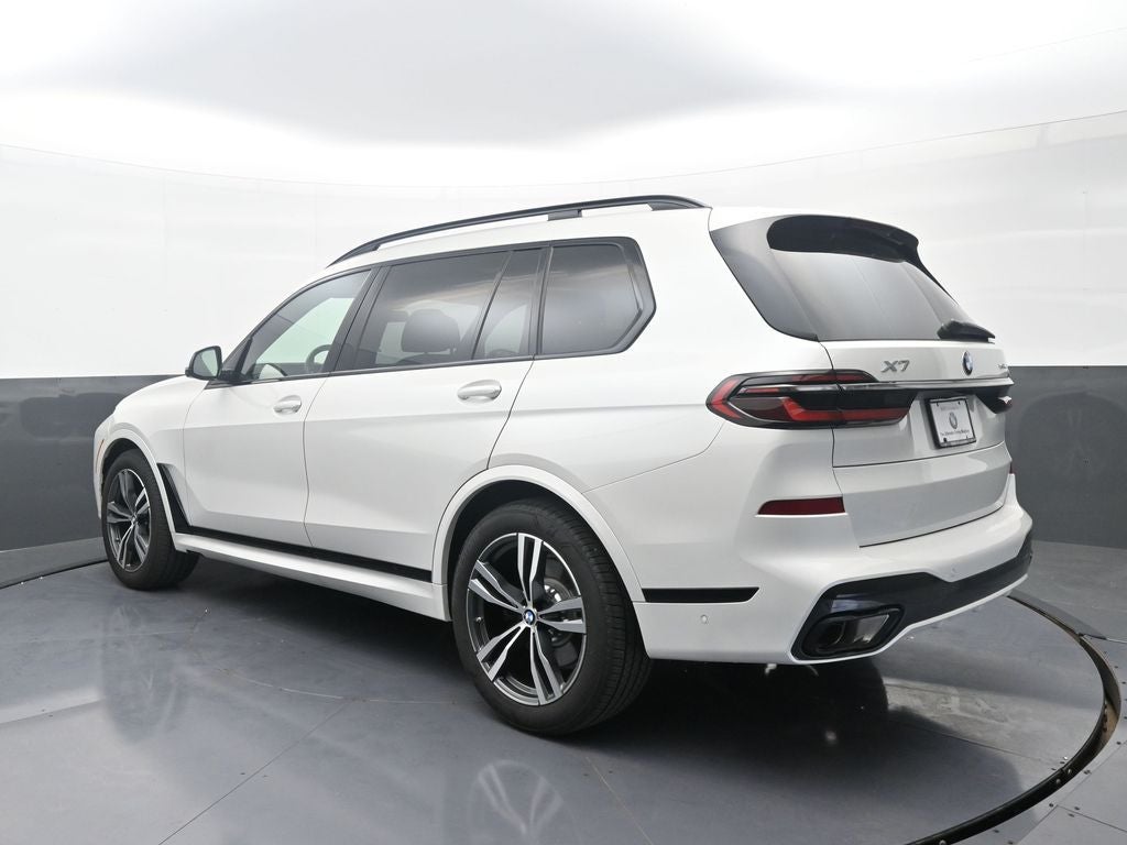 2026 BMW X7 xDrive40i