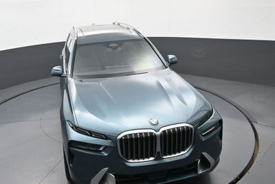 2025 BMW X7 xDrive40i