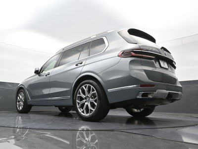 2025 BMW X7 xDrive40i