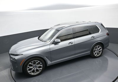 2025 BMW X7 xDrive40i