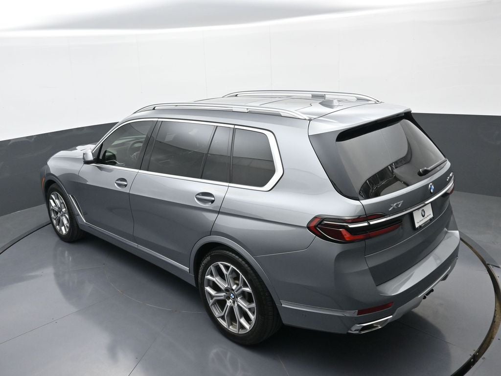 2025 BMW X7 xDrive40i