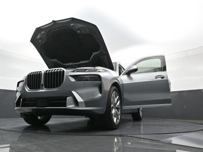 2025 BMW X7 xDrive40i