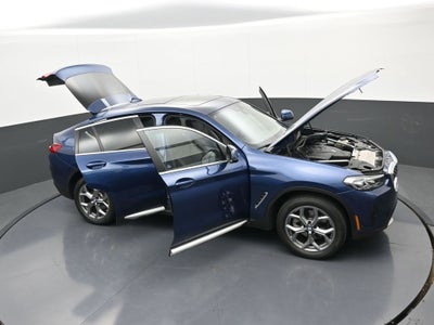 2025 BMW X4 xDrive30i