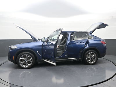 2025 BMW X4 xDrive30i