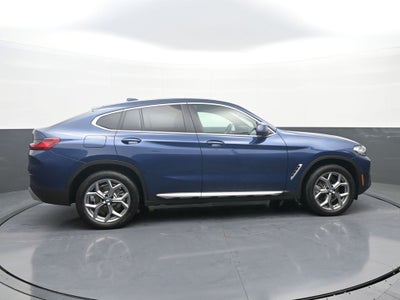 2025 BMW X4 xDrive30i