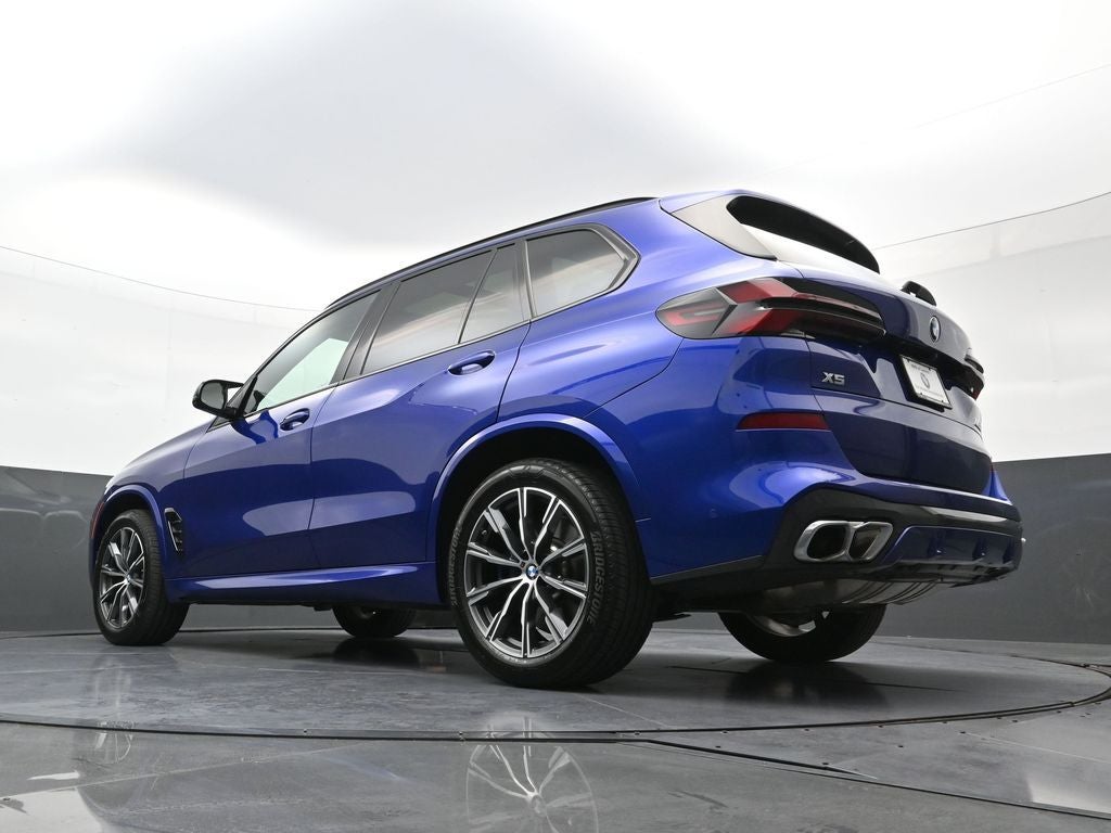 2026 BMW X5 M60i