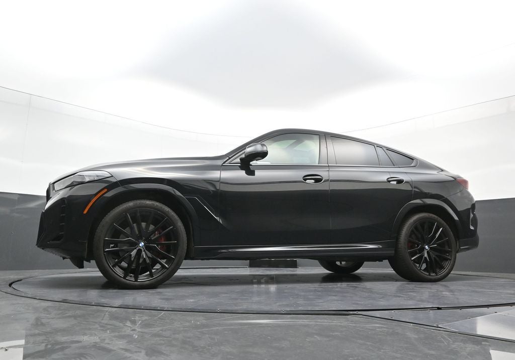 2025 BMW X6 xDrive40i