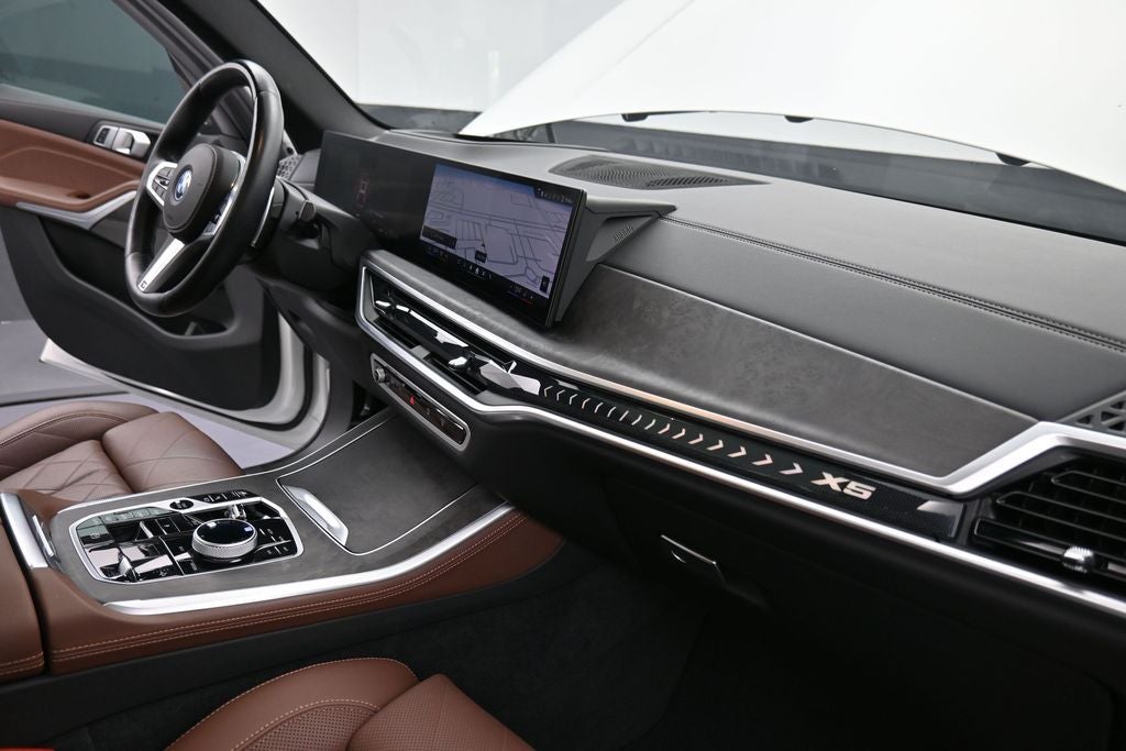 2024 BMW X5 xDrive50e
