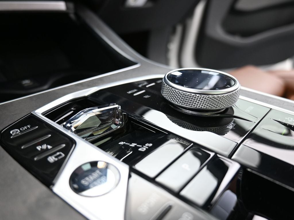 2024 BMW X5 xDrive50e