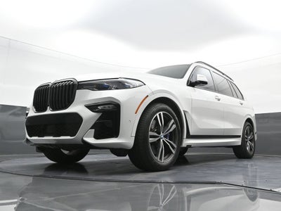 2022 BMW X7 M50i
