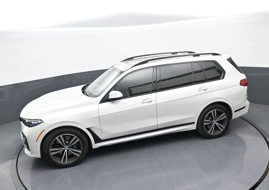 2022 BMW X7 M50i