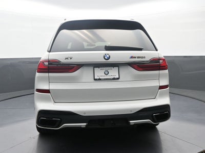 2022 BMW X7 M50i