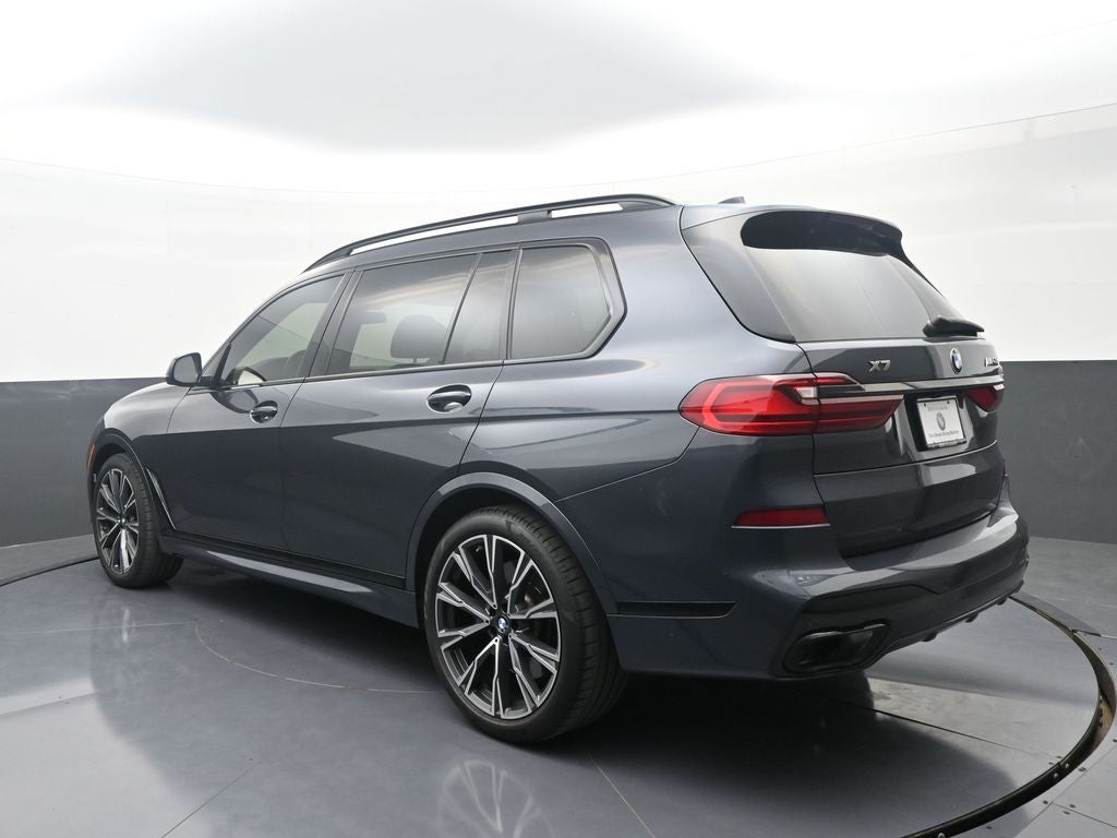 2022 BMW X7 M50i