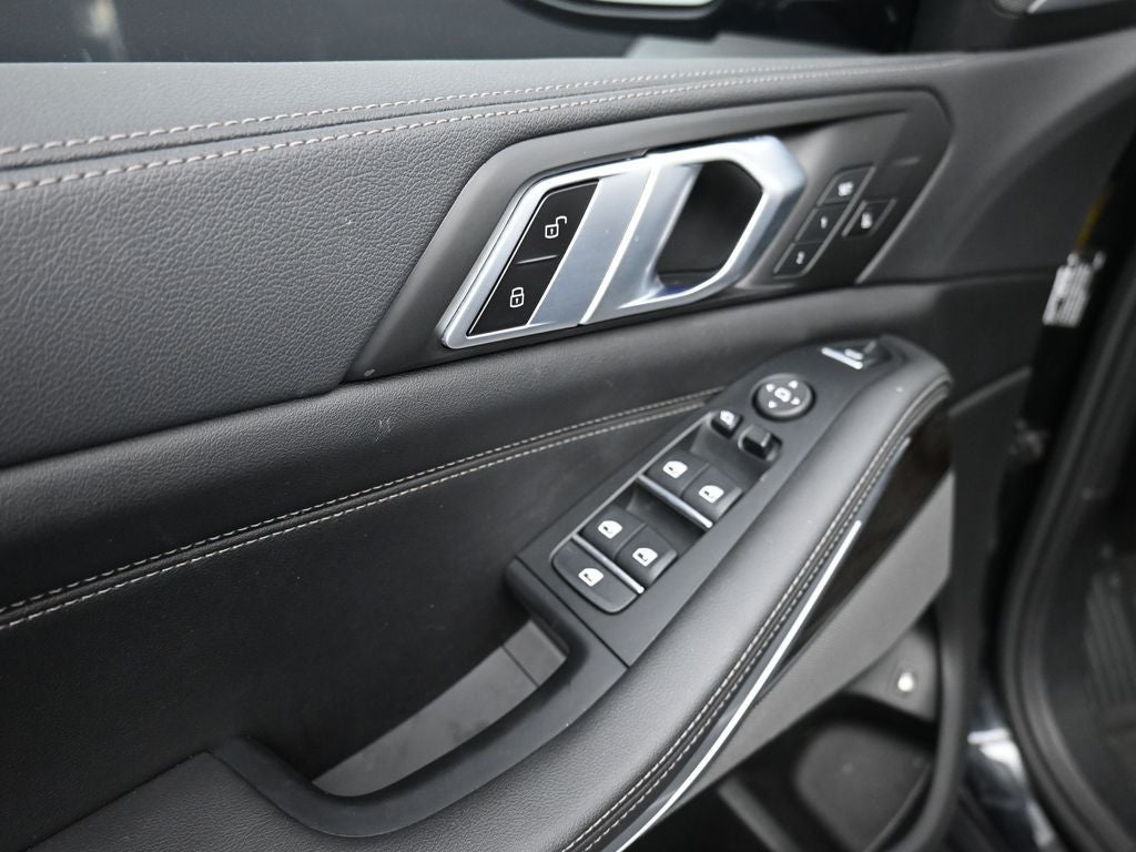 2023 BMW X5 xDrive45e