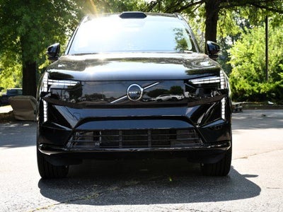 2025 Volvo EX90 Twin Motor Performance Ultra 6-Seater