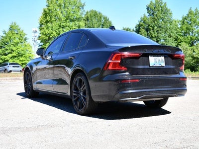 2024 Volvo S60 B5 Plus Black Edition