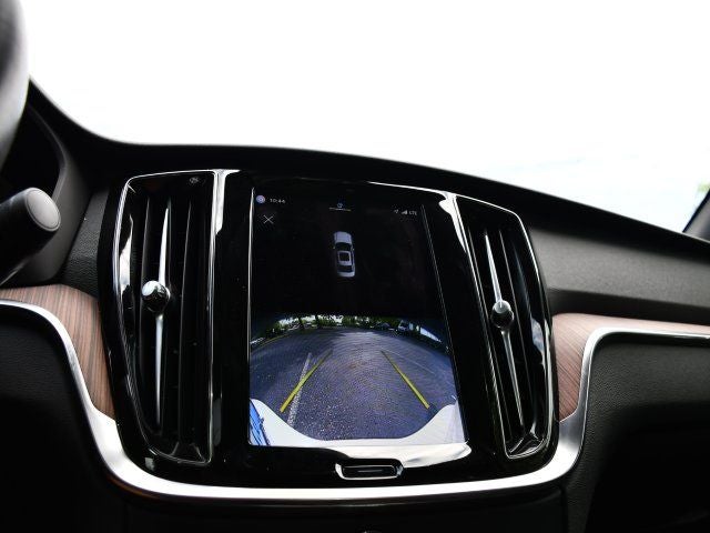 2023 Volvo S60 B5 Plus Black Edition