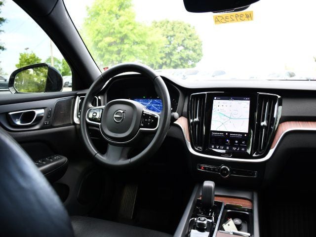 2023 Volvo S60 B5 Plus Black Edition