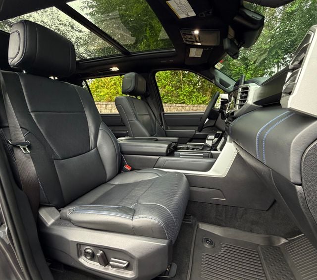 2025 Toyota Sequoia Platinum