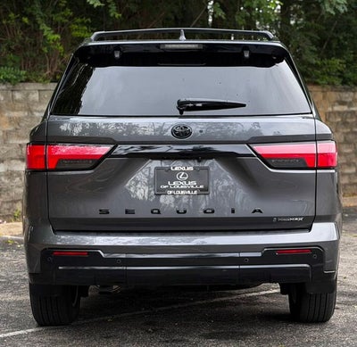 2025 Toyota Sequoia Platinum