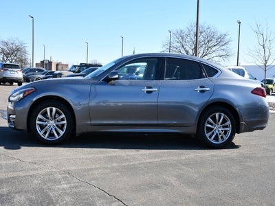 2017 INFINITI Q70 3.7X