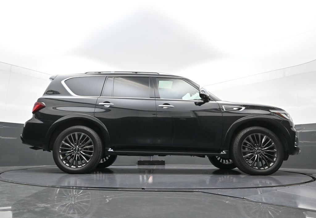 2023 INFINITI QX80 SENSORY