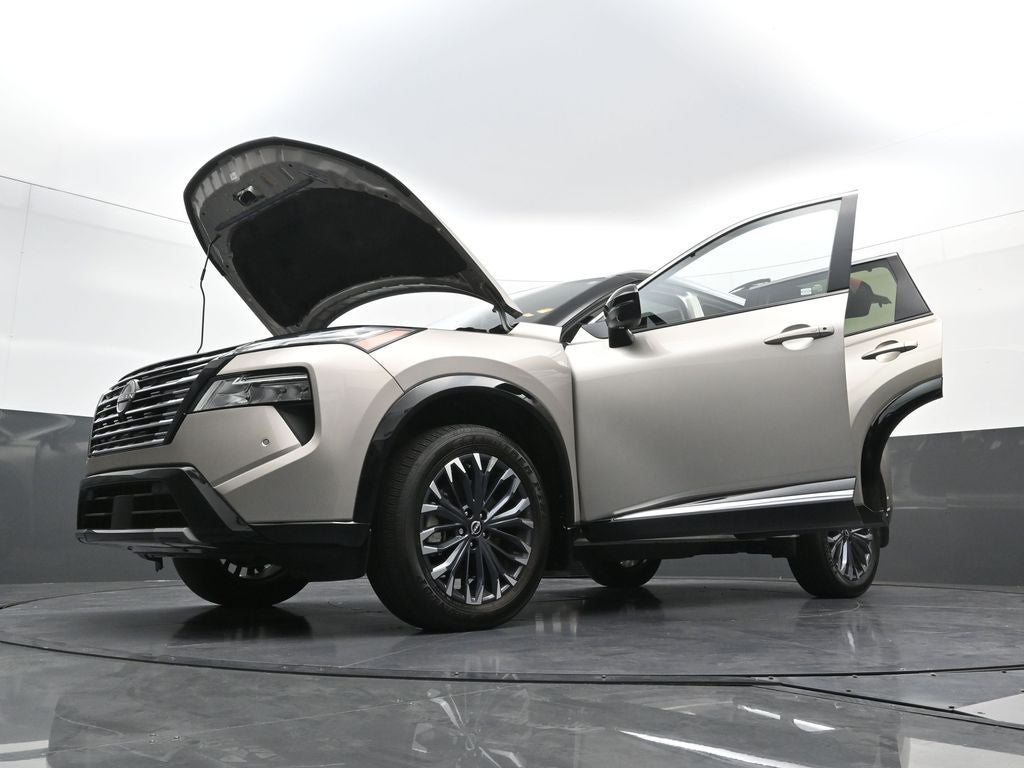 2025 Nissan Rogue Platinum