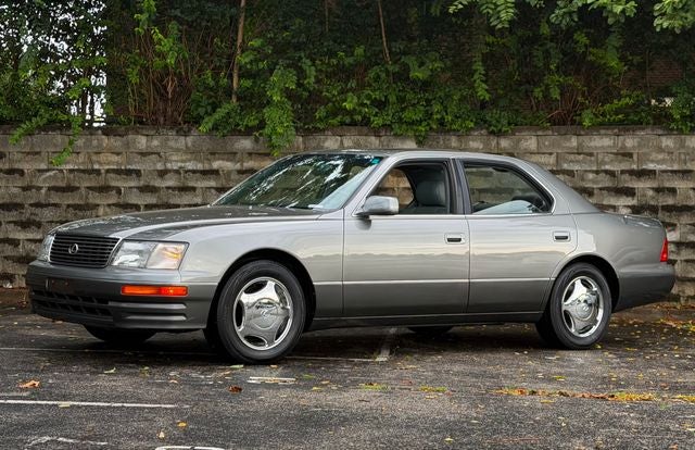 1997 Lexus LS 400