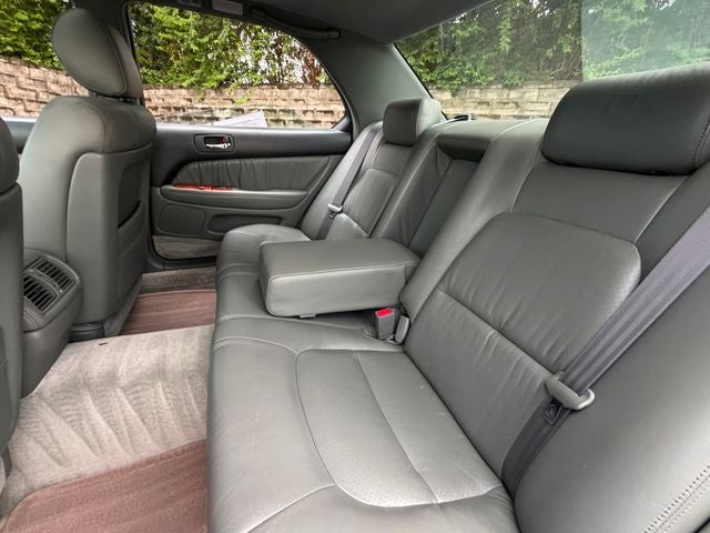1997 Lexus LS 400