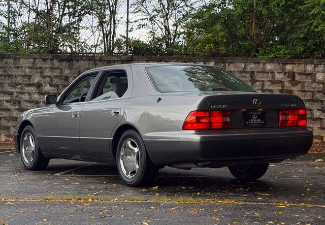 1997 Lexus LS 400