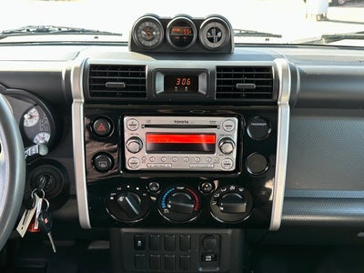 2014 Toyota FJ Cruiser Base