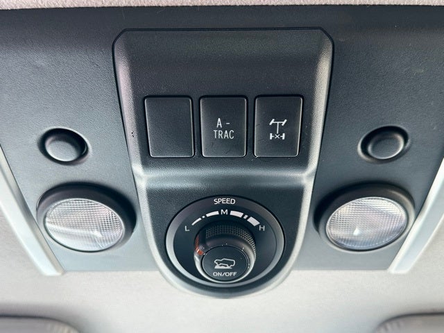 2014 Toyota FJ Cruiser Base