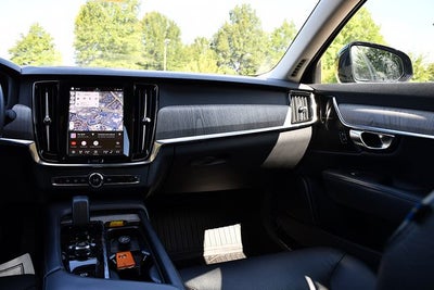 2023 Volvo S90 B6 Plus