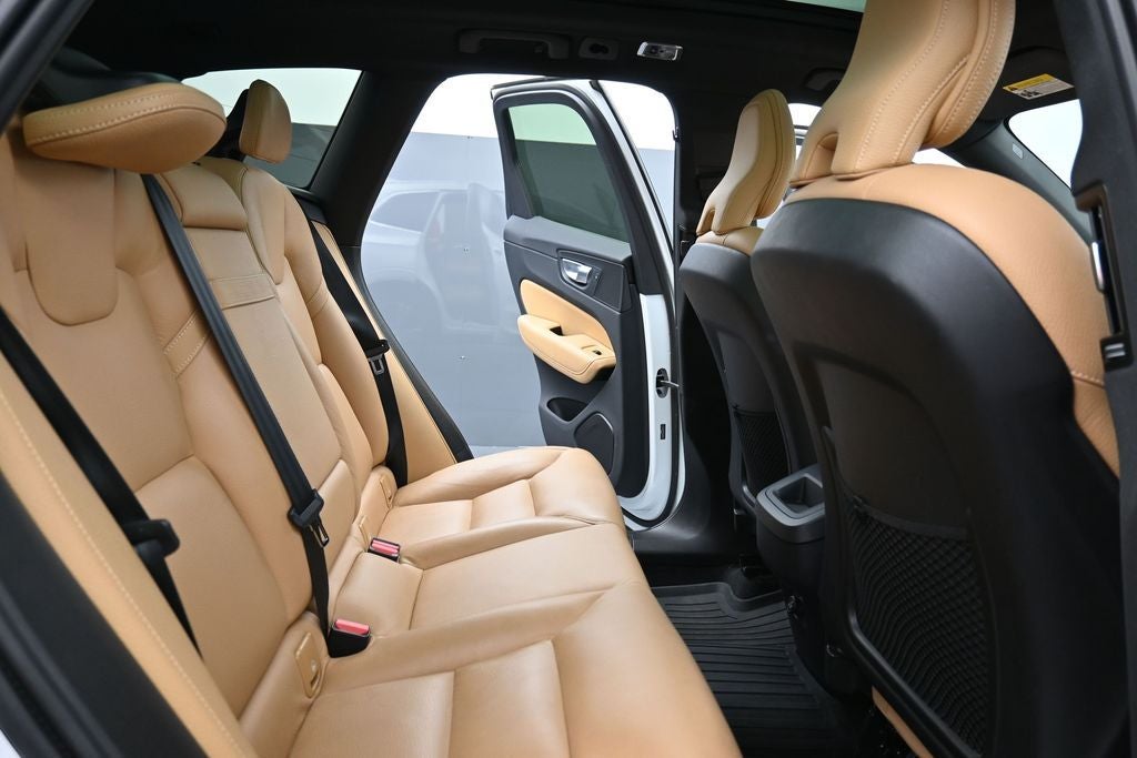 2019 Volvo XC60 Momentum