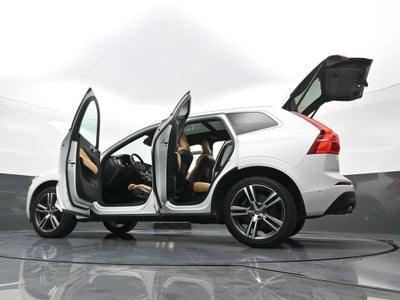 2019 Volvo XC60 Momentum