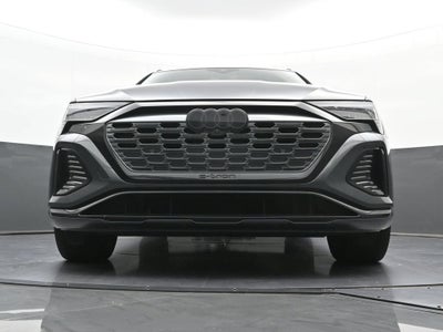 2024 Audi Q8 e-tron Prestige