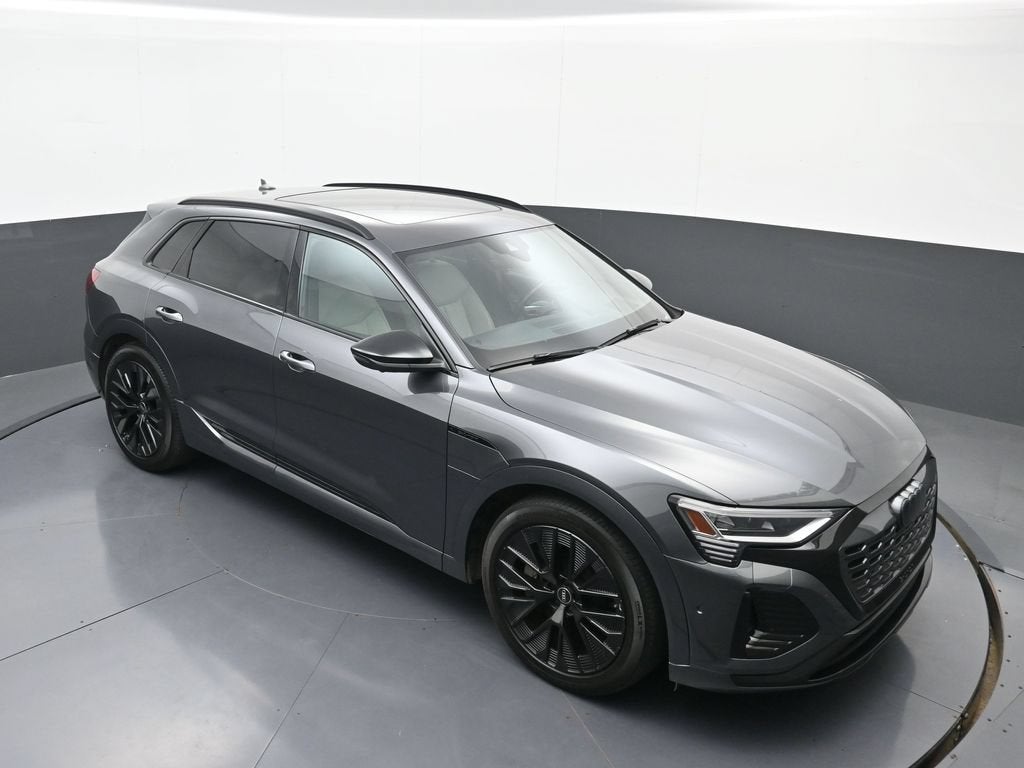2024 Audi Q8 e-tron Prestige