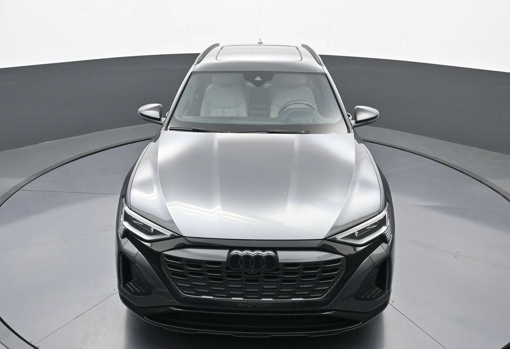 2024 Audi Q8 e-tron Prestige