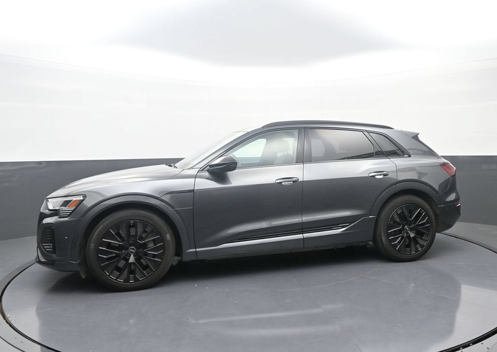 2024 Audi Q8 e-tron Prestige