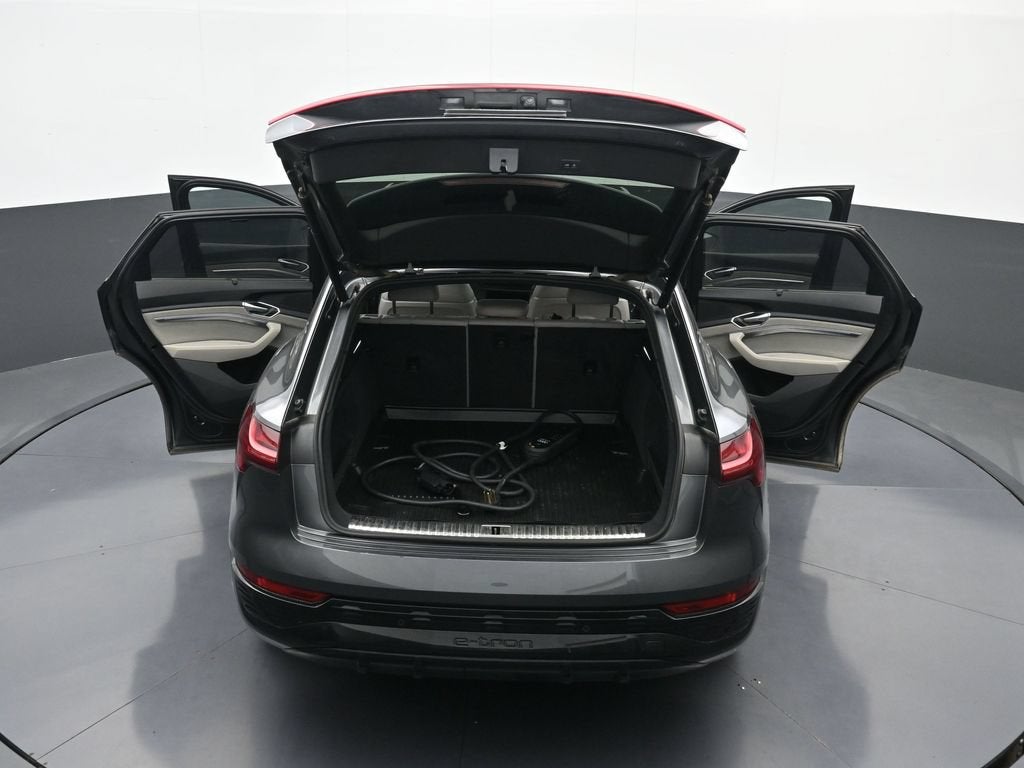 2024 Audi Q8 e-tron Prestige