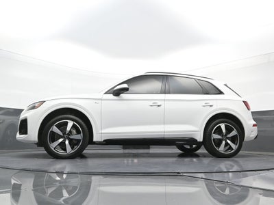 2022 Audi Q5 S line Premium Plus