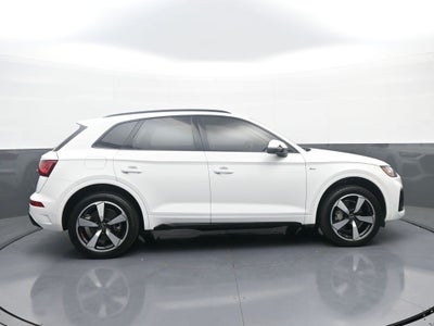 2022 Audi Q5 S line Premium Plus