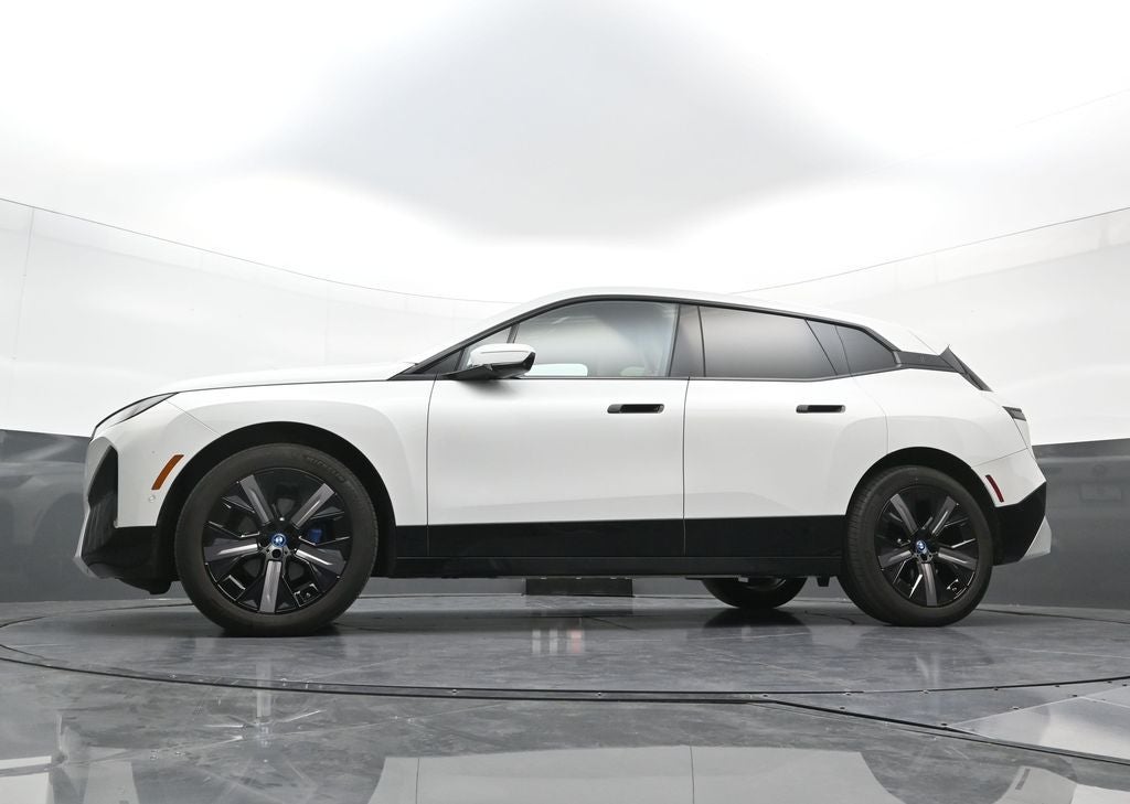 2024 BMW iX xDrive50