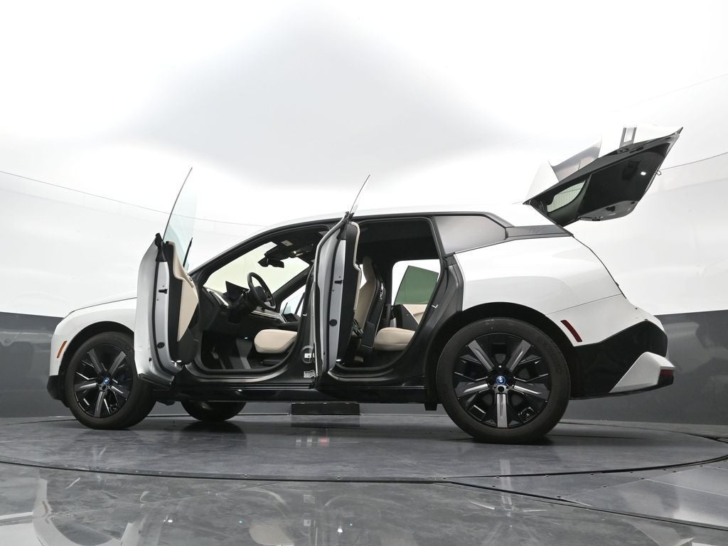 2024 BMW iX xDrive50