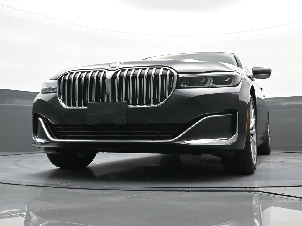 2022 BMW 7 Series 740i xDrive