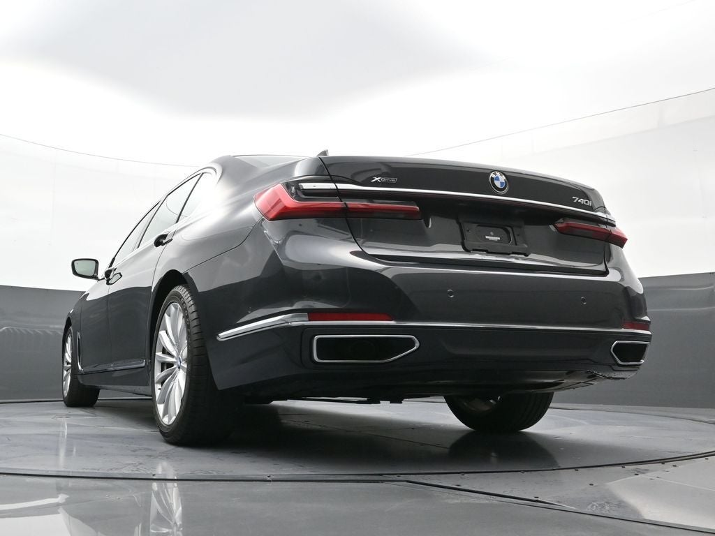 2022 BMW 7 Series 740i xDrive