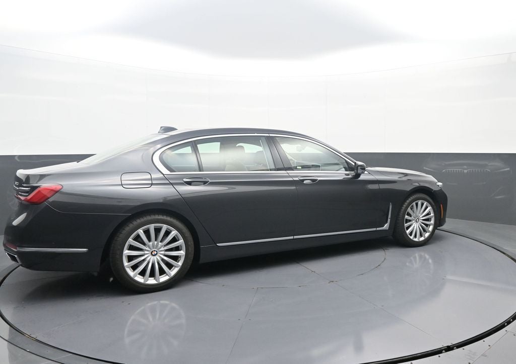 2022 BMW 7 Series 740i xDrive